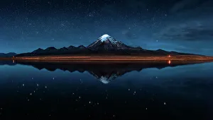 Night Gallery: El Reflejo del Sajama - Bolivia