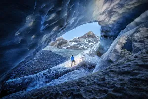 Glacial Gallery: Exploring the blue 2