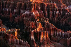 Images Dated 1st February 2017: Morning Light on Hoodoos