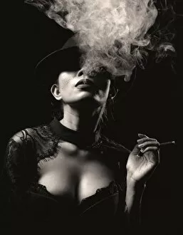 Attitude Gallery: Smoking Lady