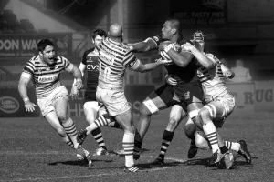 Wasps Gallery: Stop the ball