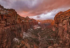 Zion National Park Gallery: Zion NP -- Overlook Sunset