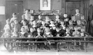 Clifford School, Psalter Lane, class photograph , 1909 Clifford School, Psalter Lane, class photograph , 1909