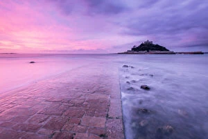 Distant Gallery: RF - St Michaels Mount and old causeway at sunrise, Marazion, Cornwall, UK. October 2015
