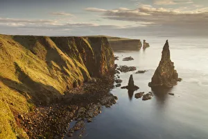 Images Dated 17th April 2015: Sea stacks in morning light, Duncansby Head, John O Groats, Caithness, Scotland, UK