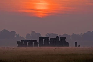 Images Dated 21st September 2008: Stonehenge at sunrise on the 21st September, the autumn equinox, Wiltshire, UK