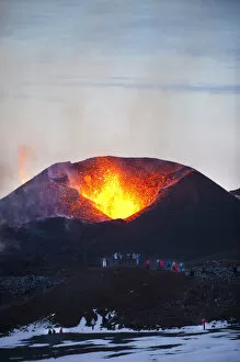 Images Dated 7th April 2010: Volcanic eruption, Eyjafjallajokull, near the Myrdalsjokull glacier, South Iceland