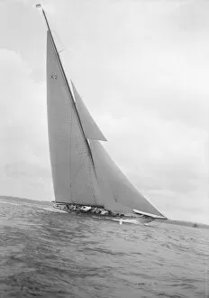 Arthur Henry Collection: The 23-metre cutter Astra sailing close-hauled, 1932. Creator: Kirk & Sons of Cowes