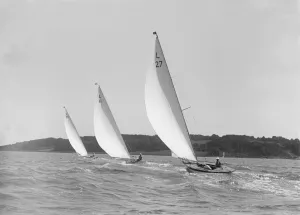 Prints of The 6 Metre class Lanka, Wamba and Stella racing on reaching leg, 1914 Isle Of Wight Prints: The 6 Metre Class Lanka, Wamba and Stella Print, 1914