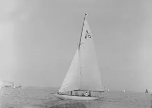 Lee Bow Gallery: The 6 Metre Flya (K13) sailing close-hauled, 1921. Creator: Kirk & Sons of Cowes