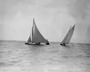 The 6 Metre yachts The Whim (L6) and Cingalee rounding mark, 1911. Creator The 6 Metre yachts The Whim (L6) and Cingalee rounding mark, 1911. Creator