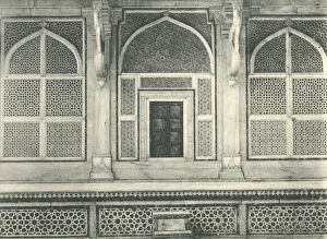 Agra. Screen of Sulim Chishtis Tomb, Futtehpur Sikri'. Creator: Unknown Agra. Screen of Sulim Chishtis Tomb, Futtehpur Sikri'. Creator: Unknown
