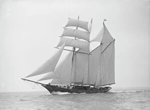 Kirk Sons Of Cowes Collection: The auxiliary schooner La Cigale sailing close-hauled, 1913. Creator: Kirk & Sons of Cowes