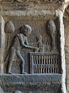 Bas-relief in the arch of the facade of the Monastery of Santa Maria de Ripoll Bas-relief in the arch of the facade of the Monastery of Santa Maria de Ripoll