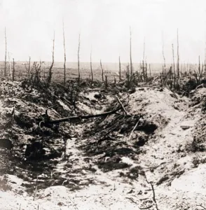 WWI Images Prints: Battlefield, c1914-c1918