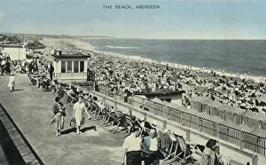Holidaymakers Gallery: The Beach, Aberdeen, 1961. Creator: Unknown