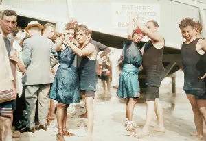 George Grantham Bain Photographer Prints: Beach Tango, Brighton, between c1910 and c1915. Creator: Bain News Service