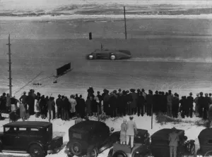 Bluebird on run at Daytona 1935. Creator: Unknown Bluebird on run at Daytona 1935. Creator: Unknown