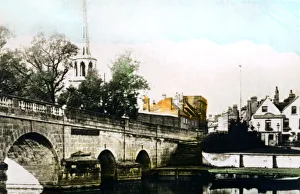 The bridge at Wallingford, Oxfordshire, 1926.Artist: Cavenders Ltd The bridge at Wallingford, Oxfordshire, 1926.Artist: Cavenders Ltd