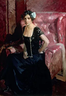 Joaquín 1863 1923 Gallery: Clotilde in an Evening Dress. Artist: Sorolla y Bastida, Joaquin (1863-1923)