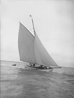 Lee Bow Gallery: The cutter Nanette sailing close-hauled, 1911. Creator: Kirk & Sons of Cowes