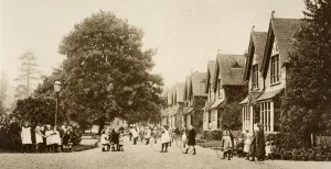 Towns Gallery: Barkingside Collection