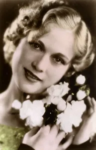 Esther Ralston (1902-1994), American actress, 20th century Esther Ralston (1902-1994), American actress, 20th century
