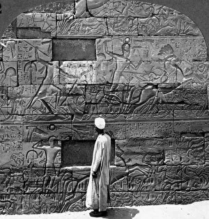 Images Dated 5th January 2008: Great war reliefs sculptured in the wall at Karnak Temple, Thebes, Egypt