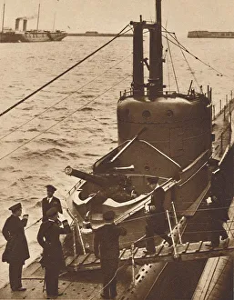 Home Fleet Visit - King Edward boards submarine Narwhal, 1936 (1937) Home Fleet Visit - King Edward boards submarine Narwhal, 1936 (1937)