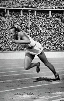 Hamburg Gallery: Jesse Owens at the start of the 200 metres at the Berlin Olympic Games, 1936