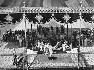Images Dated 3rd September 2007: King George V (1865-1936) and Queen Mary (1867-1953) at the Delhi Durbar, India, 1911 (1936)