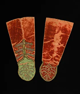 Mitts, Italian, early 17th century. Creator: Unknown Mitts, Italian, early 17th century. Creator: Unknown