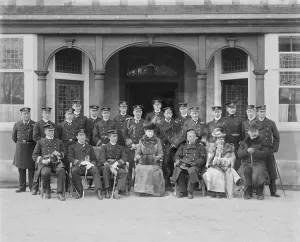 Queen Mary Of Teck Gallery: The Prince and Princess of Wales at the Royal Naval College, Osborne, Isle of Wight, c1908