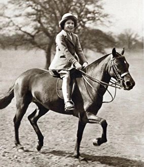 Princess Gallery: Princess Elizabeth riding her pony in Winsor Great Park, 1930s