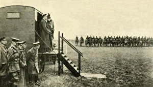 Queen Mary of Teck visits soldiers at Aldershot in Hampshire, First World War, 1915 Queen Mary of Teck visits soldiers at Aldershot in Hampshire, First World War, 1915