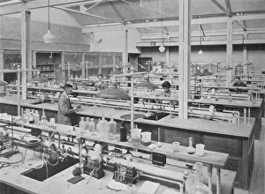 Student laboratory, Sterling Chemical Laboratory, Yale University, New Haven, Connecticut Student laboratory, Sterling Chemical Laboratory, Yale University, New Haven, Connecticut