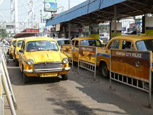 Traffic Jam Collection: Taxi cabs in Howrah City, West Bengal, India, 2019. Creator: Unknown