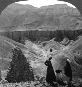 Valley of the kings tombs at Thebes, Egypt, 1905.Artist: Underwood & Underwood Valley of the kings tombs at Thebes, Egypt, 1905.Artist: Underwood & Underwood