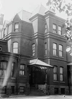 Washington DC Architecture Prints: Washington: J.H. Hammond's, between c1910 and c1915. Creator: Bain News Service