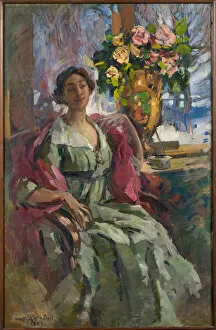 Woman with bouquet of roses, 1921