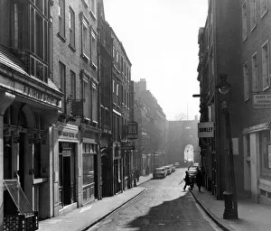 Pubs Gallery: Essex Street, Strand, London, in 1963