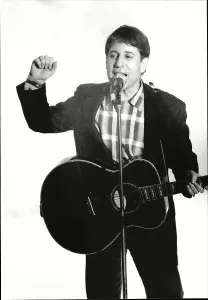 Bands Gallery: Paul Simon