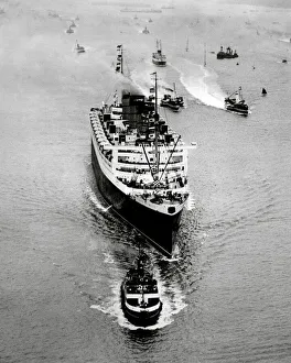 The RMS Queen Mary on her maiden voyage 1938 The RMS Queen Mary on her maiden voyage 1938