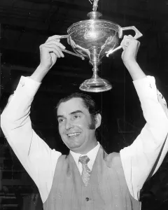 Snooker Prints: Ray Reardon Print - 1974 World Snooker Champion