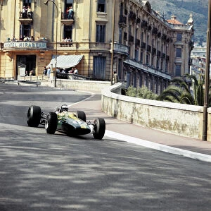 Images Dated 23rd August 2012: 1967 Monaco Grand Prix - Jim Clark: Monte Carlo, Monaco. 4-7 May 1967