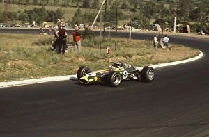 Images Dated 19th May 2010: 1968 South African Grand Prix