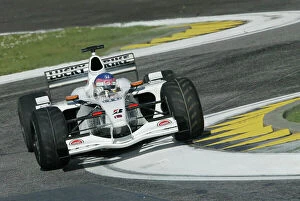 Images Dated 13th April 2002: 2002 San Marino Grand Prix - Qualifying Imola, Italy. 13th April 2002. World Copyright