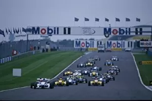 Images Dated 23rd September 2001: British Formula Renault Championship: The start of the race