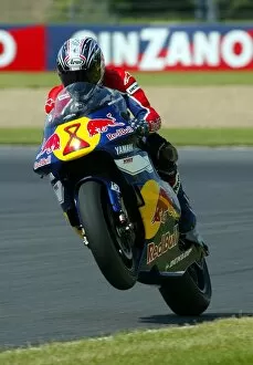 Images Dated 14th July 2002: Cinzano British Motorcycle Grand Prix: Garry McCoy Red Bull Yamaha WCM finished in 12th place