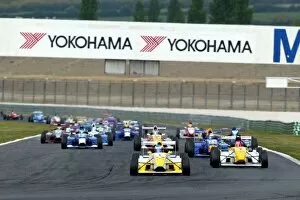 Images Dated 20th April 2002: European Formula Renault Championship: The start of the race